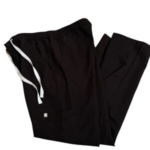 Figs men’s Cairo cargo scrub pants